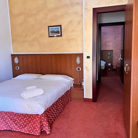 fell hotel Susa Eksteriør bilde
